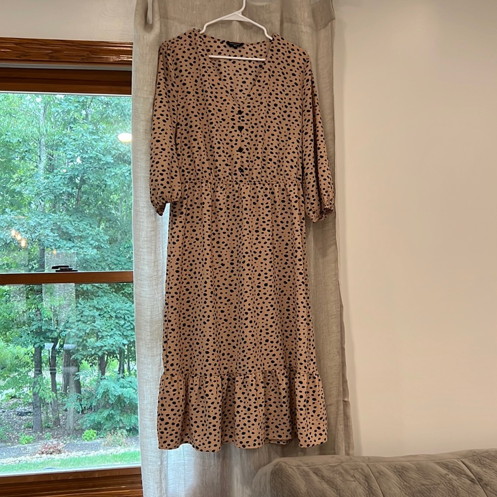 Pretty leopard midi dress